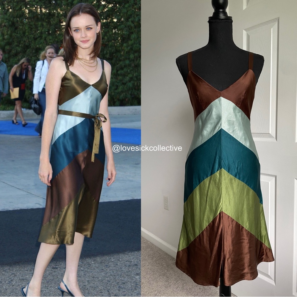 ASO Alexis Bledel at 2003 Teen choice Awards Multicolor Chevron Midi Dress